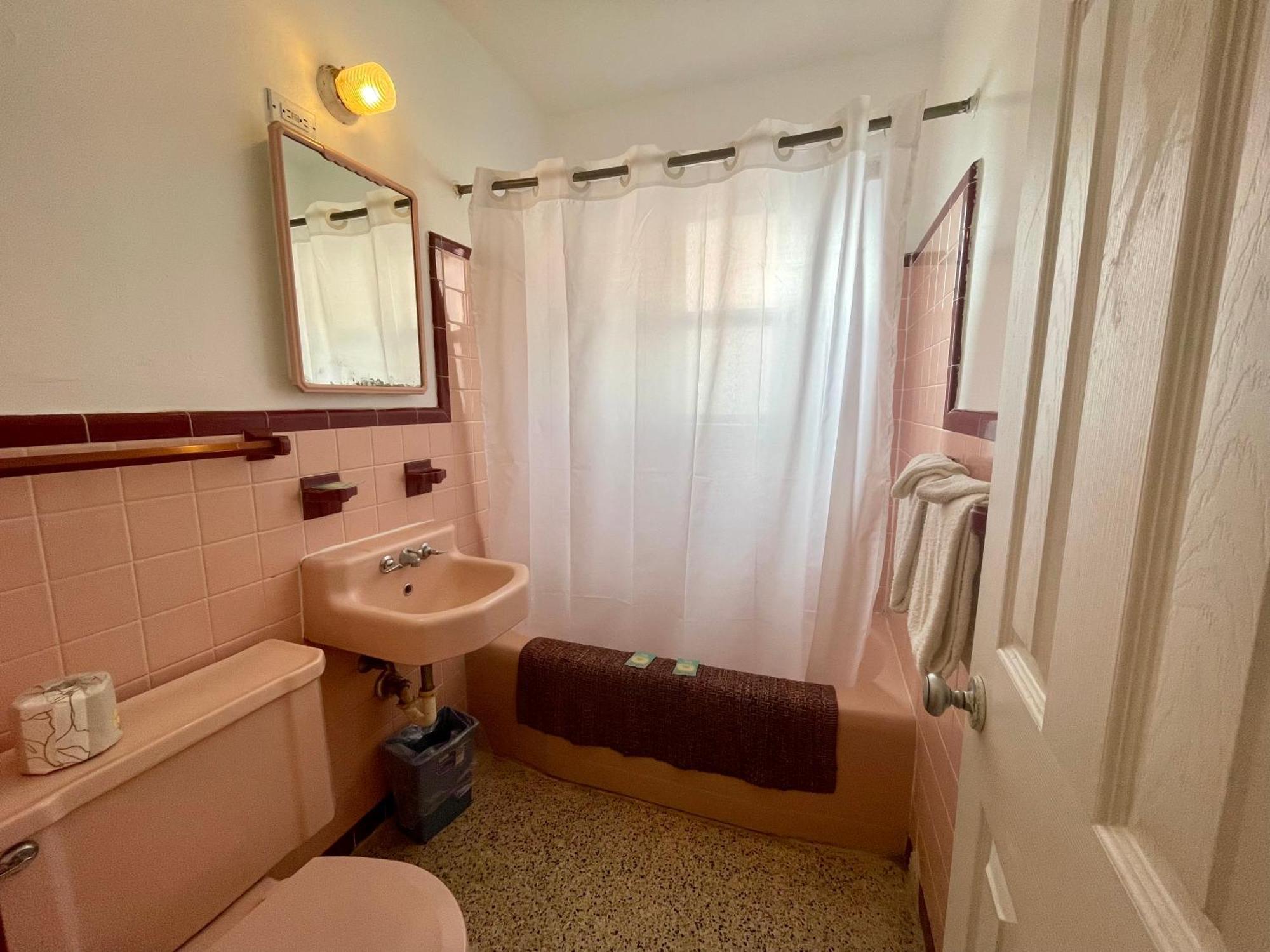 דייטונה ביץ' Ocean Holiday Motel מראה חיצוני תמונה