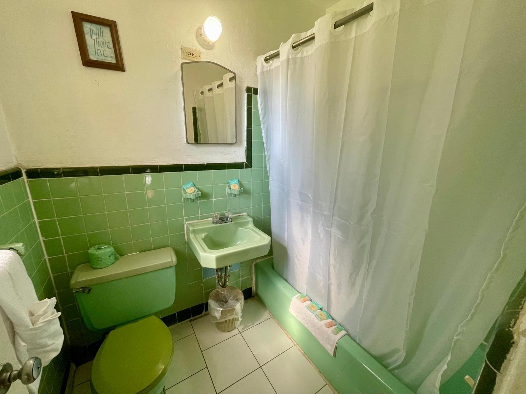 דייטונה ביץ' Ocean Holiday Motel מראה חיצוני תמונה
